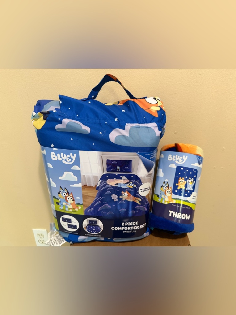 Bluey Blue 2 Piece Twin/Full Bed Set/Throw Blanket 46x60 Bundle